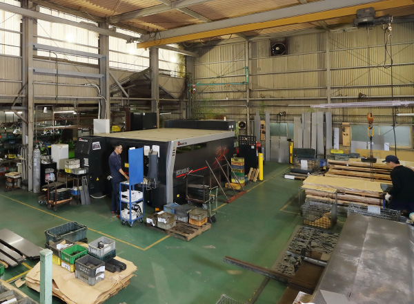 西岡工作所本社・第一工場